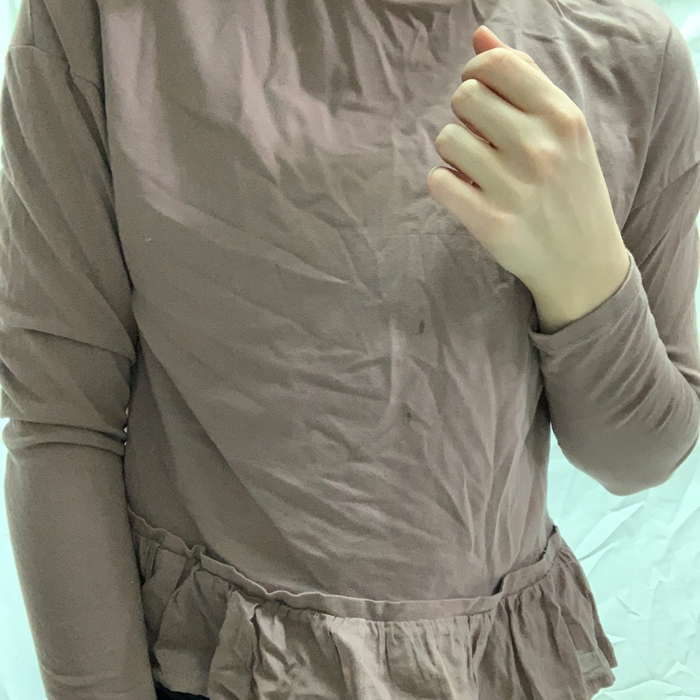 Mauve Ruffle Detail Top - Picture 2 of 3
